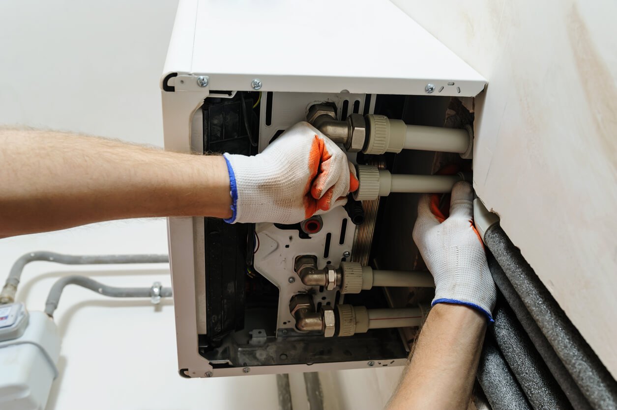 The Engineer's Guide to Boiler Faults & Immediate Safety Action